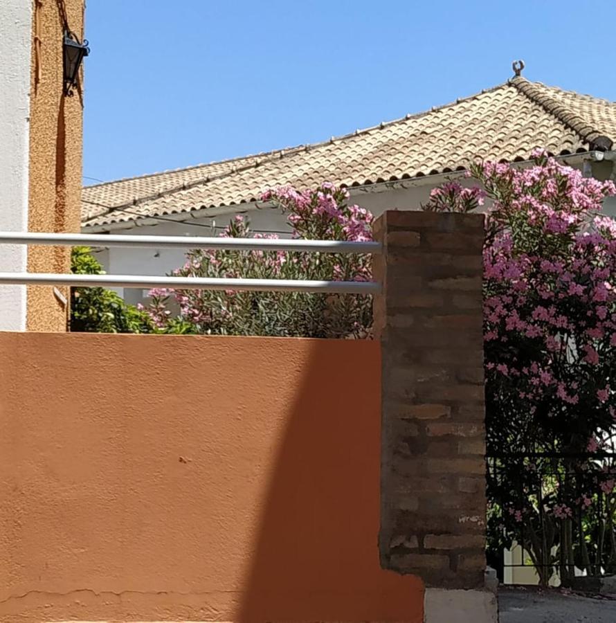Nancy'S Rooms Gouvia Exterior foto